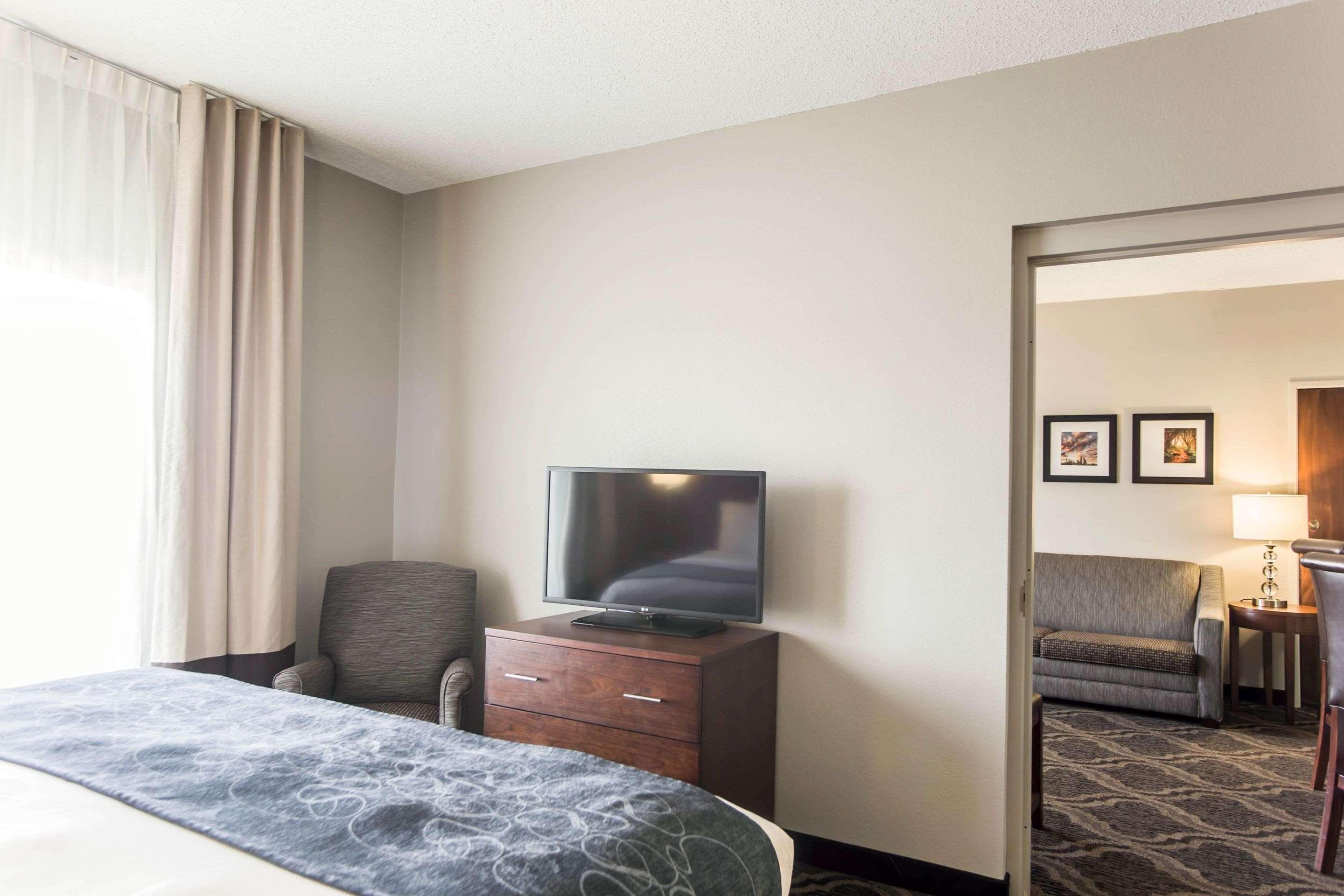 Comfort Suites Pineville - Ballantyne Area Exteriér fotografie