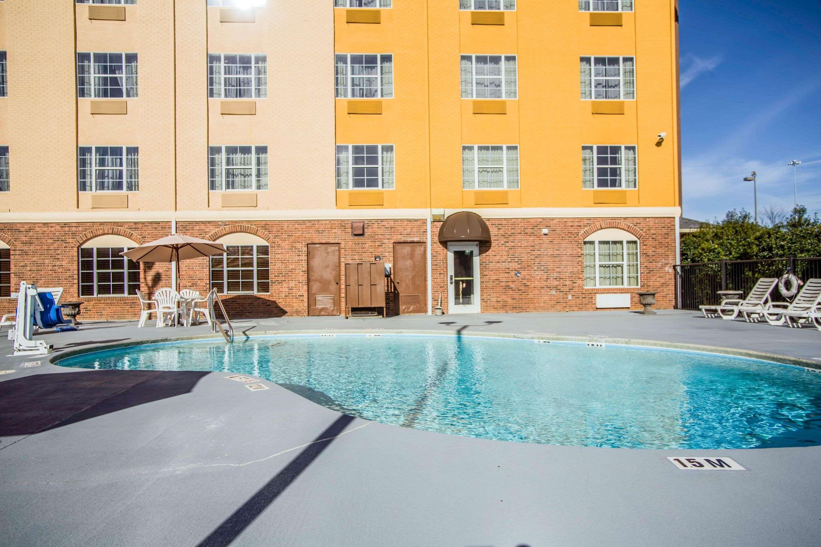 Comfort Suites Pineville - Ballantyne Area Exteriér fotografie